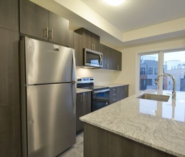 For Lease - 10 Liben Way Unit# 16, Toronto, Ontario - Photo 1