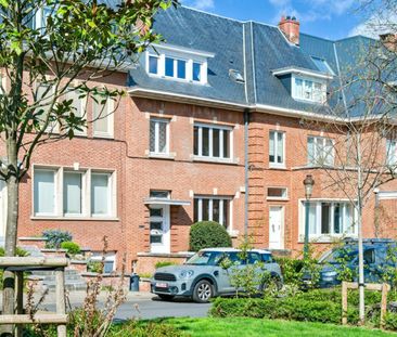 Quartier Fr. Roosevelt : Spacieuse maison - 5 CH- 3 SDB - Photo 3