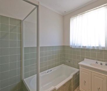 14 Parkhill Street, Pearce ACT 2607 - House For Rent | Domain - Photo 6