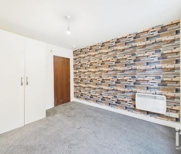 2 bedroom ground floor flat to rent - Photo 5