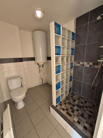 Location Appartement 2 pièces 30m² BRUAY LA BUISSIERE 62700 - Photo 3