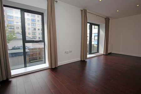 1 bedroom flat to rent - Photo 2