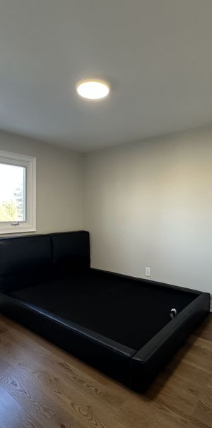 For Lease - 3366 Mulcaster Road Unit# Room 1, Mississauga, Ontario - Photo 1
