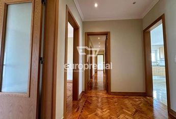 Apartamento T3 em Lisboa