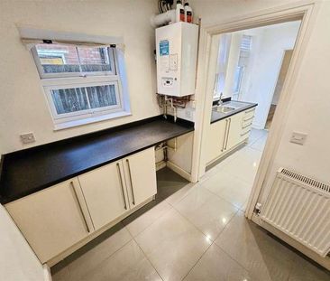 Milton Street, Higham Ferrers, Northants, NN10 - Photo 5