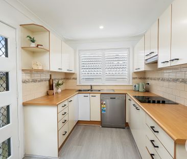 16 Flannel Flower Fairway, Shoal Bay NSW 2315 - House For Rent | Do... - Photo 6