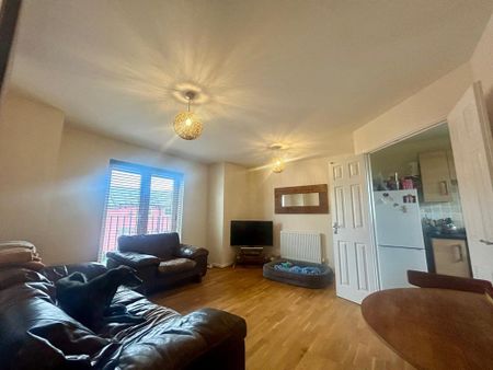 2 bedroom property to rent - Photo 2