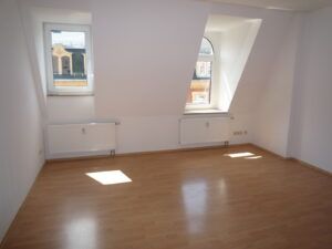 Beethovenstr. 11, Wohnung 5 ~~~ Einbauküche mit Waschmaschine, Balkon, Bad mit Wanne, Keller - Photo 2