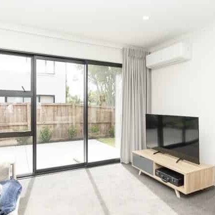 Three Bedroom/2 Bathrooms Townhouse Queenwood - Photo 1