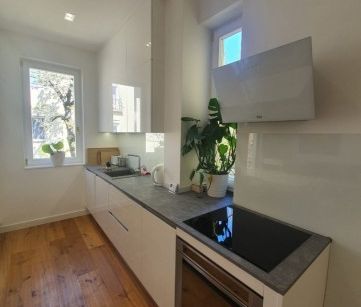 Városliget apartment with parking - Photo 6