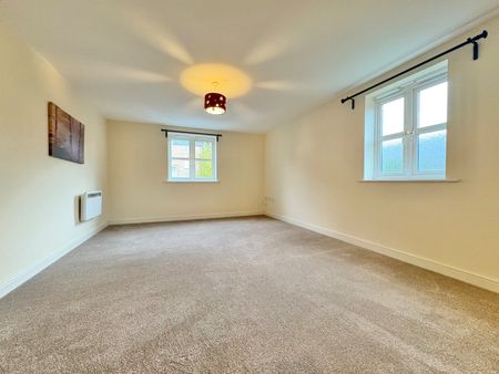 2 bedroom apartment to rent - Photo 2