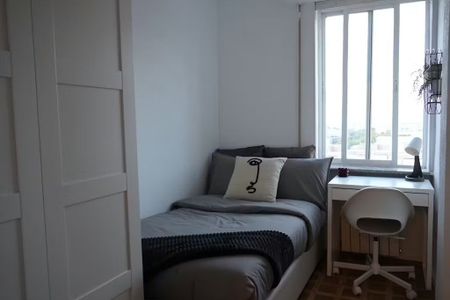 Calle de la Virgen de Aránzazu, Madrid, Community of Madrid 28034 - Photo 2