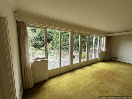 4 bedroom bungalow to rent - Photo 1