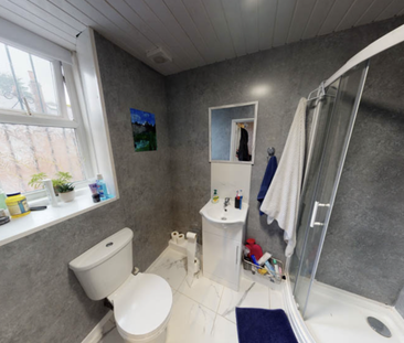 27 Flat 2 Headingley Mount, Leeds, LS6 3EW - Photo 5 | Rentumo