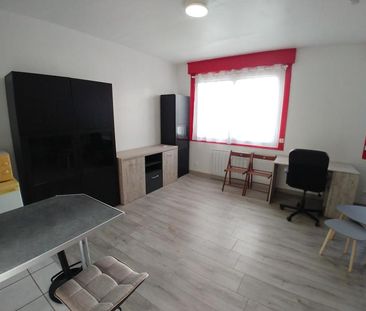 Location Appartement 1 pièce 31m² ARMENTIERES 59280 - Photo 4