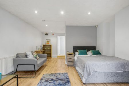 11 SPRING ROAD Leeds - LS6 1AD - Photo 4