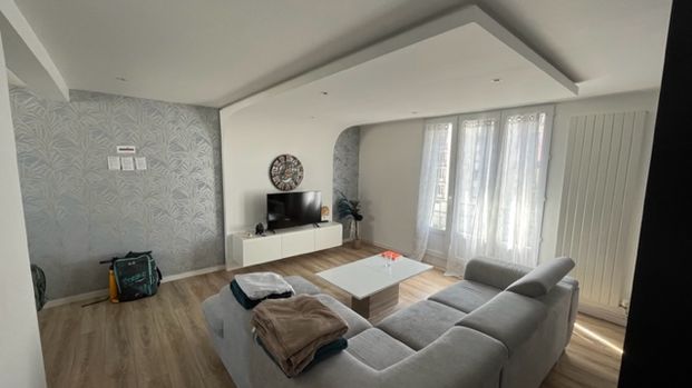 A louer chambre en colocation rive droite - Photo 1