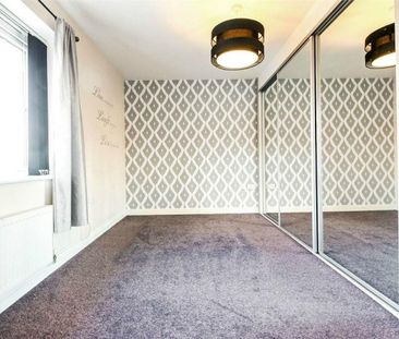 2 bed Terraced - To Let - Photo 3