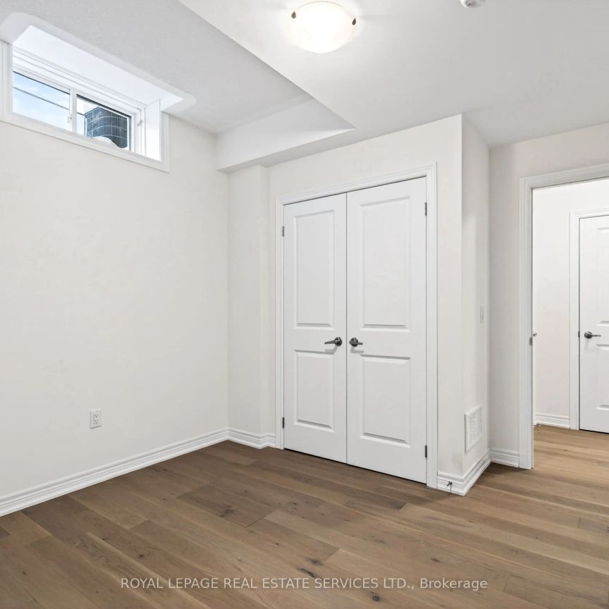 3217 Sixth Line #Unit 2 - Photo 1