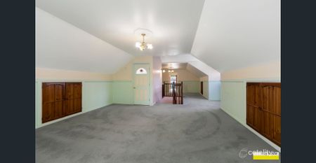 Tri-level family home. - Photo 3