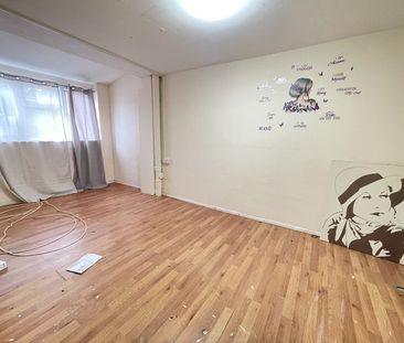 4 Bed Terraced House, Westbury Road, IG11 - Photo 4