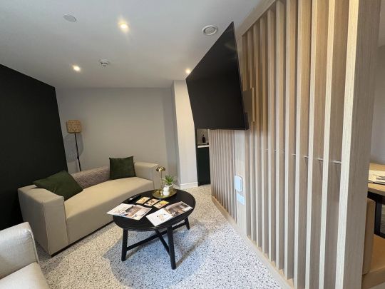 Classic Studio Plus - Photo 1