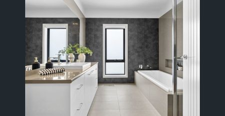 A CUSTOM-BUILT MASTERPIECE - Photo 5