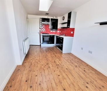 1 BED Apartment To rent - Photo 5