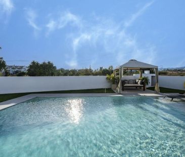 Luxury Villa for rent in San Pedro de Alcántara, Andalusia - Photo 5