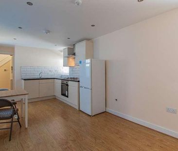 The Walk, Roath, CF24 - Photo 6