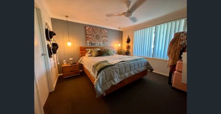 4 BEDROOM HOME - NORTH TAMWORTH LOCATION - Photo 2