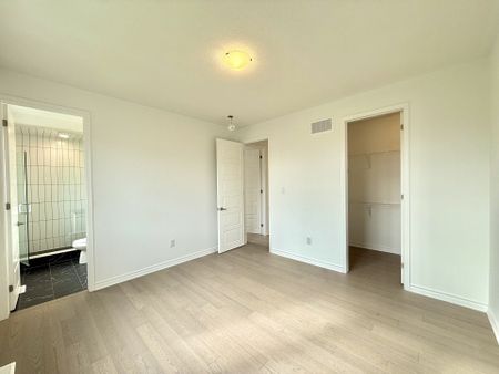 For Lease - 1341 Glamorgan Manor, Pickering, Ontario - Photo 5