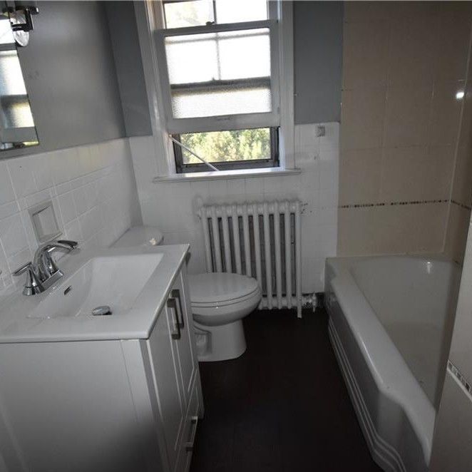 For Lease - 468 BRIDGMAN Avenue Unit# 3, Burlington, Ontario - Photo 1