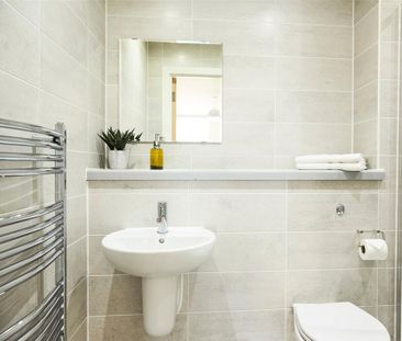 1 bedroom flat to rent - Photo 2