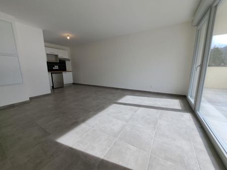 Location Appartement 2 pièces 46m² SCIONZIER 74950 - Photo 5