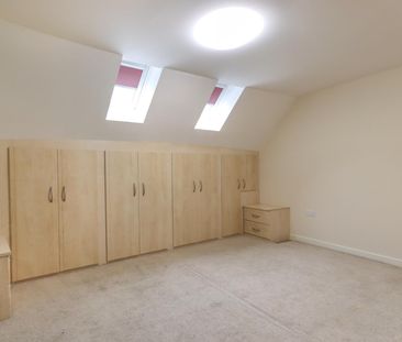 Lockhart Road, Watford, Hertfordshire, WD17 - Photo 1