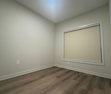 For Lease - 24 Lewis Craigie Lane, Richmond Hill, Ontario - Photo 3