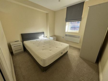 1 bedroom flat to rent - Photo 3