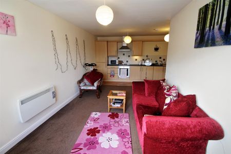 2 bed apartment to rent in Westbury Street, Elland - Photo 4