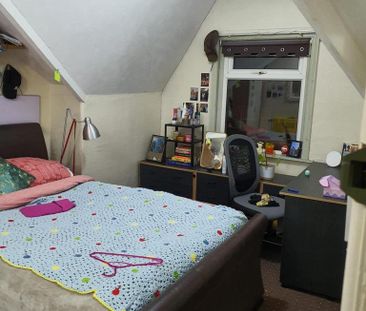 6 bedroom terraced house to rent - Photo 1