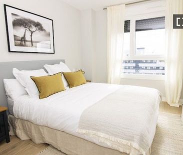 Piso de alquiler en Valdebebas - Valdefuentes - Photo 2