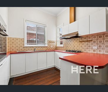 Charming Character Home in Prime Inglewood Location - Photo 6