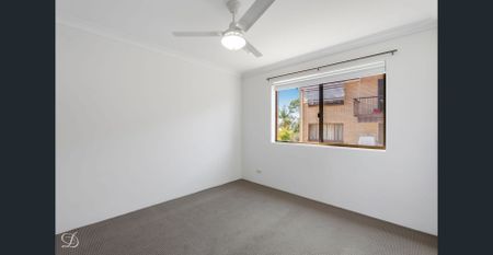 Neat And Tidy - Photo 5