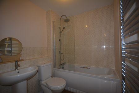 Hassocks Close, Beeston, NG9 2GH - Photo 4