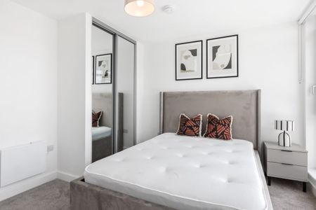 3 bedroom penthouse to rent - Photo 2