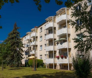 5 - Raum Wohnung mit großer Essküche, 2 Bädern & 2 Balkonen - Photo 1