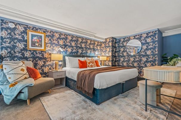 3 bedroom flat to rent - Photo 1