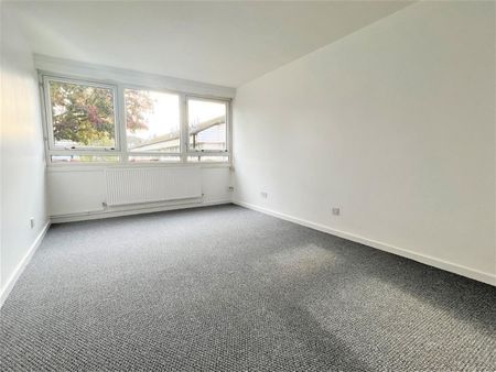 1 BED Flat To rent - Photo 3