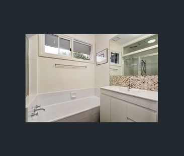 THE PERFECT FAMILY HOME - Photo 6