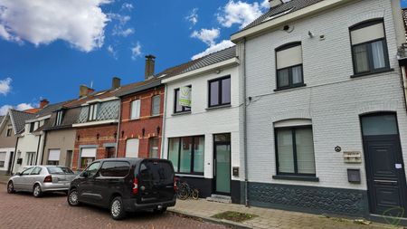 Gerenoveerde woning met zonnige tuin en zonnepanelen in Eeklo! - Foto 5